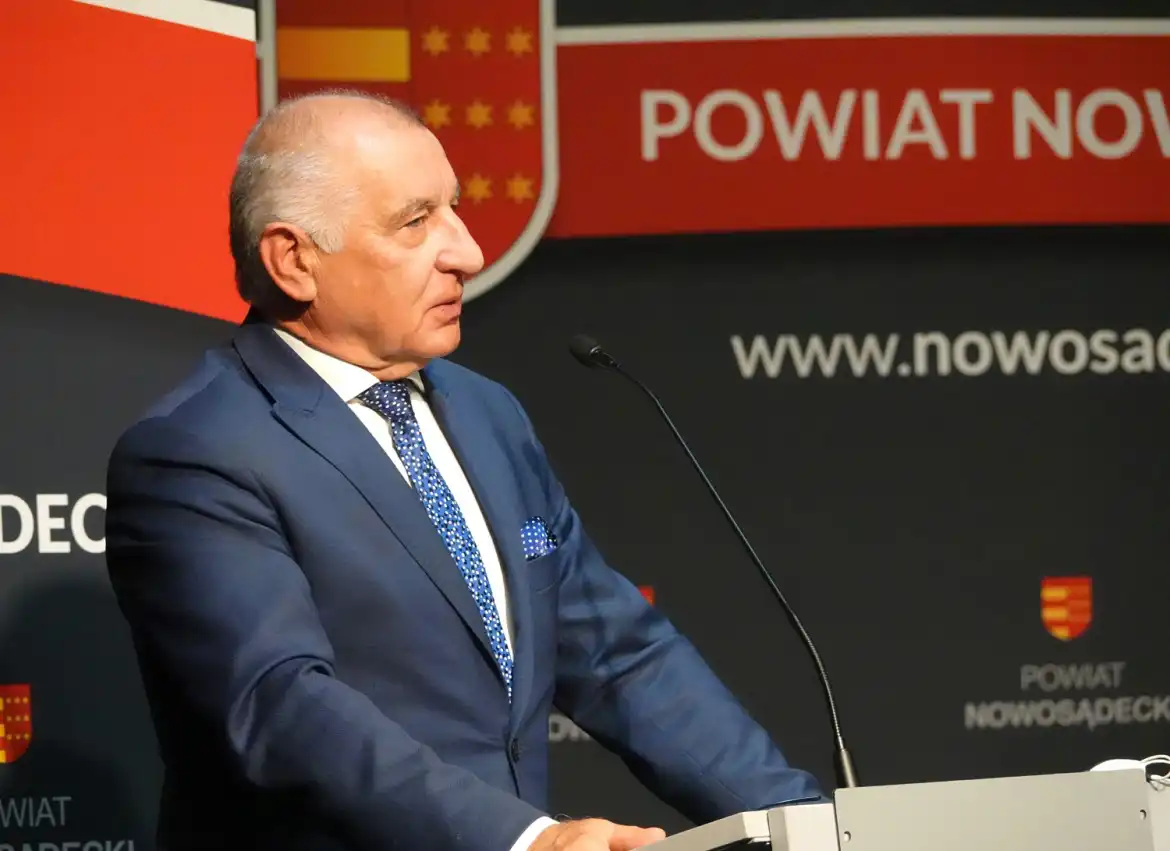 O inwestycjach drogowych na Sesji Rady Powiatu Nowosądeckiego