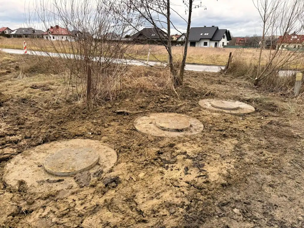 Nowe inwestycje na ul. Stadnickich. Studnie odwadniające i kolejne zmiany