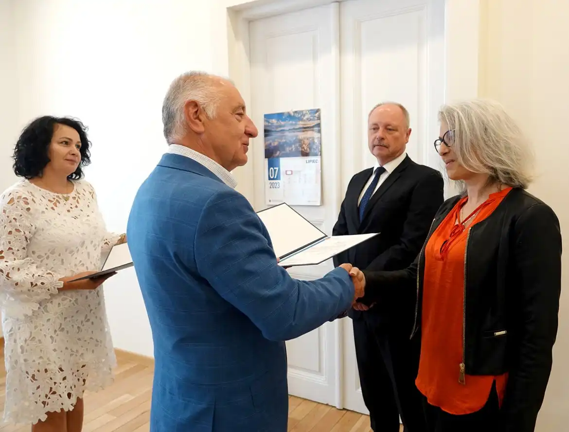 Starosta nowosądecki wręczył nominacje dwóm nowym dyrektorom powiatowych placówek