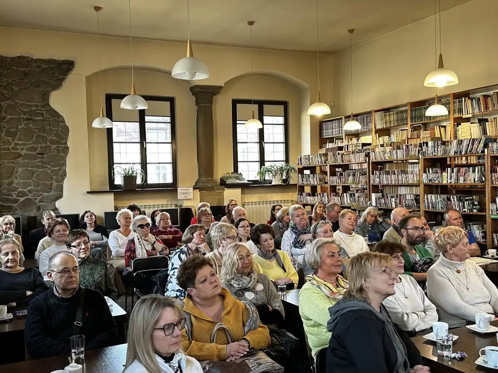 Duchowa wędrówka po Drodze Św. Jakuba. Spotkanie z Teresą Bugaj w sądeckiej bibliotece