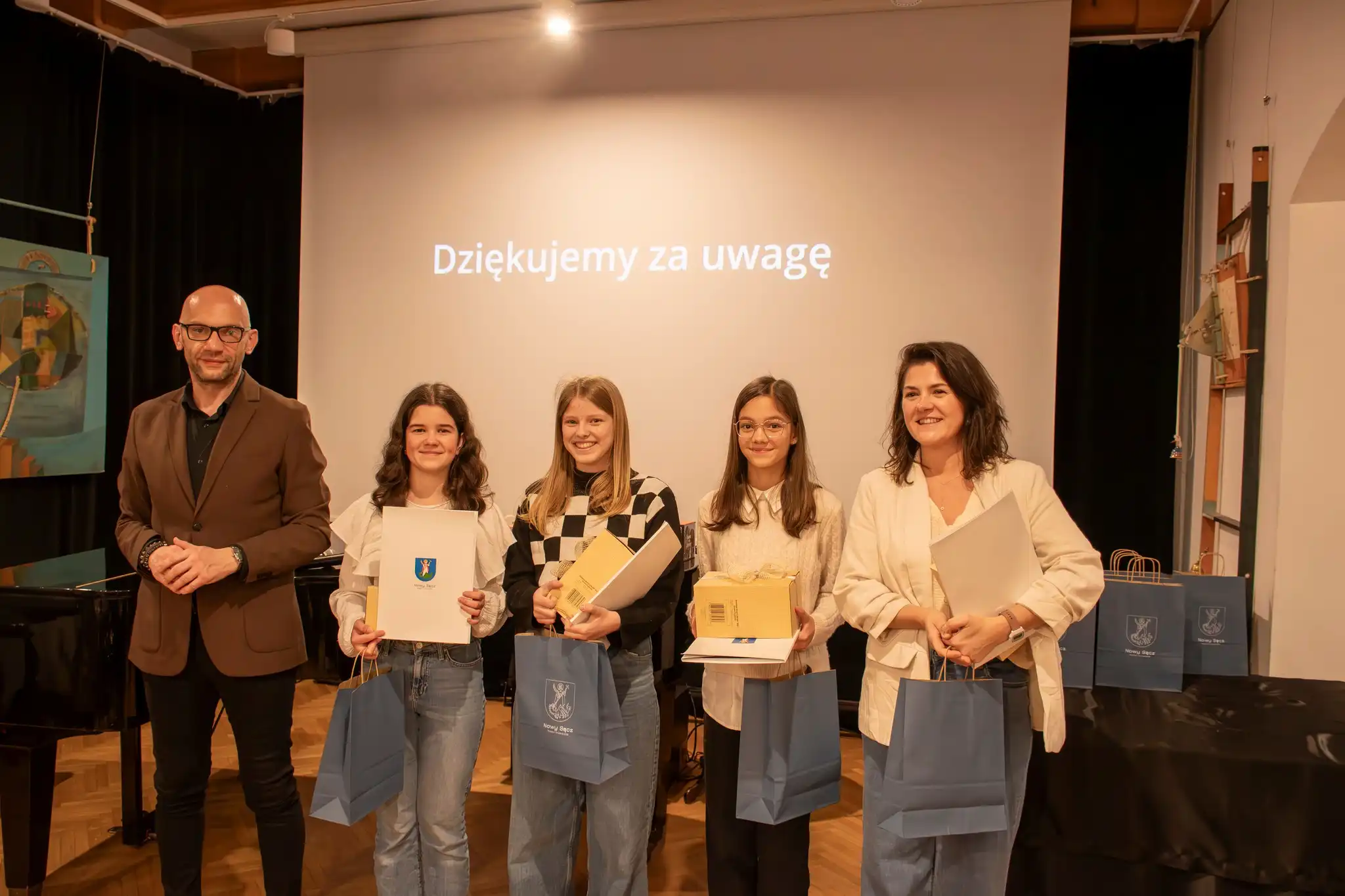 Młodzi mistrzowie recyklingu nagrodzeni w Nowym Sączu
