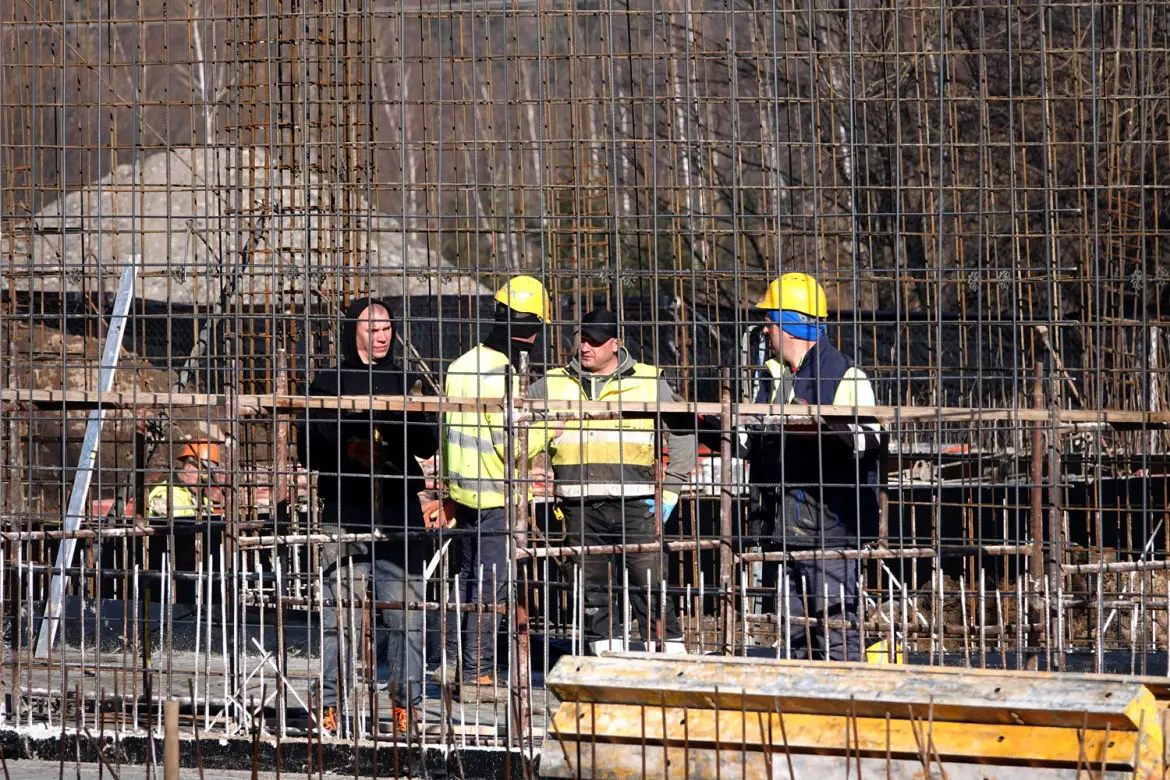 Trwa budowa hali sportowej ze strzelnicą przy Zespole Szkół w Marcinkowicach