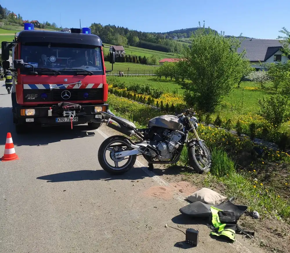Łyczanka: Wypadek na motocyklu. Wezwano śmigłowiec LPR