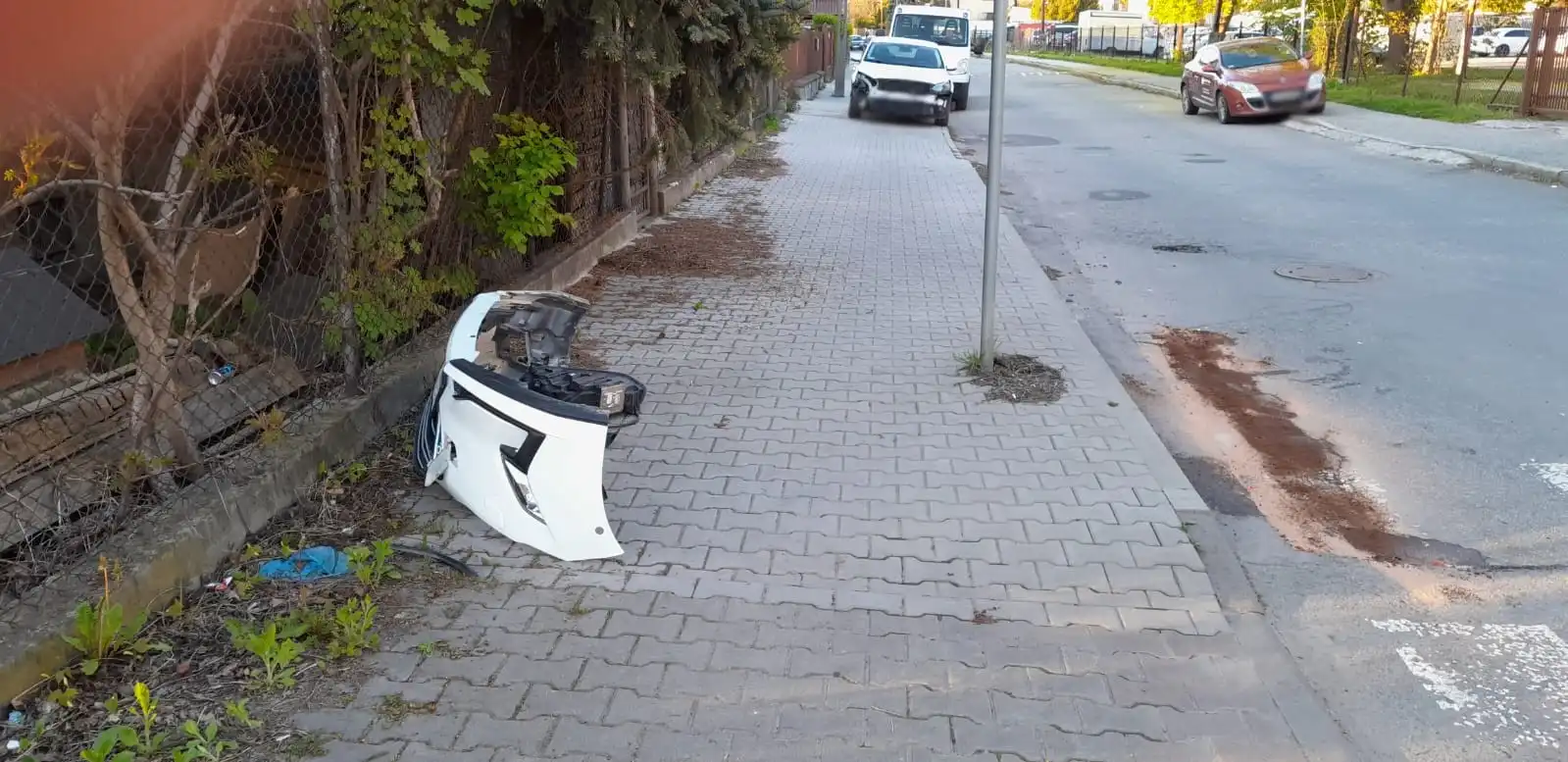 Nowy Sącz: samochód osobowy zderzył się z autobusem