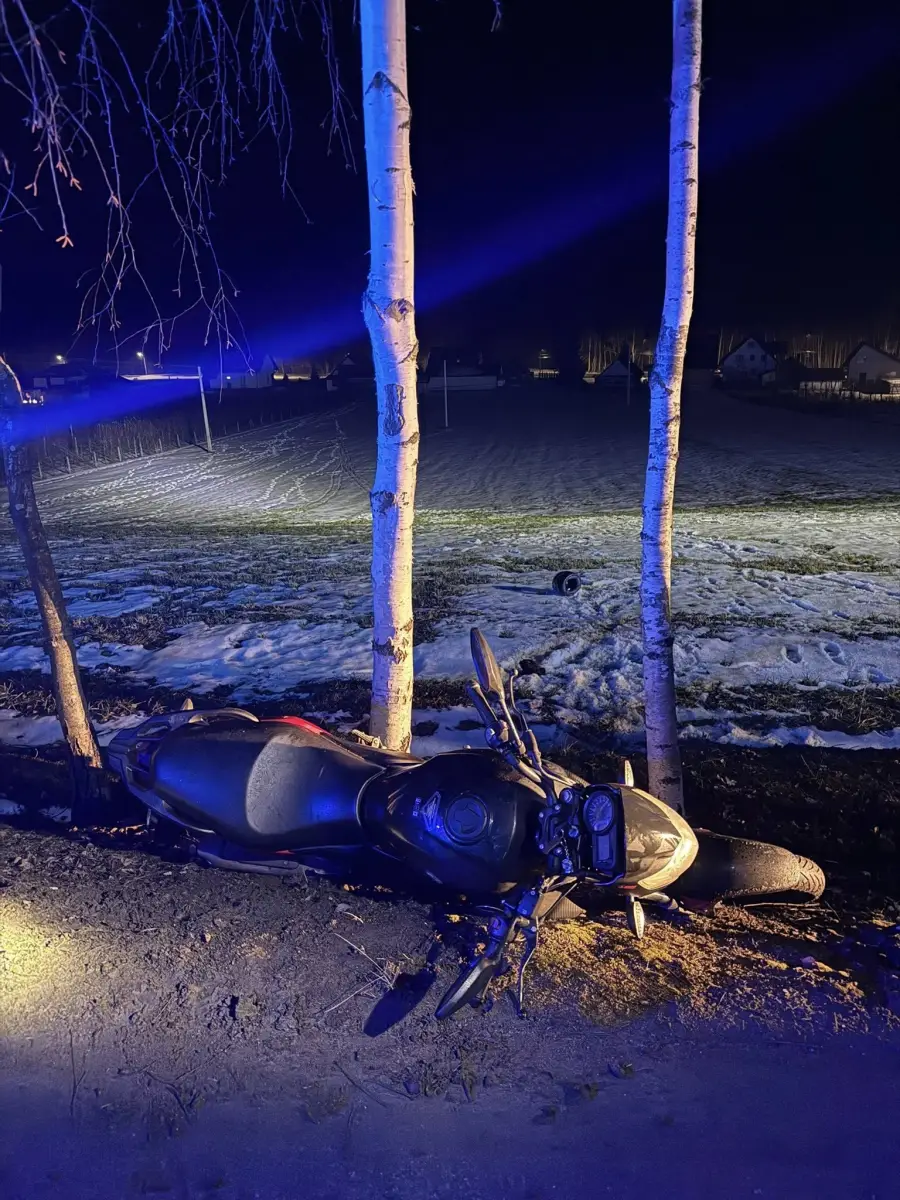 Wypadek motocyklisty w Olszanie