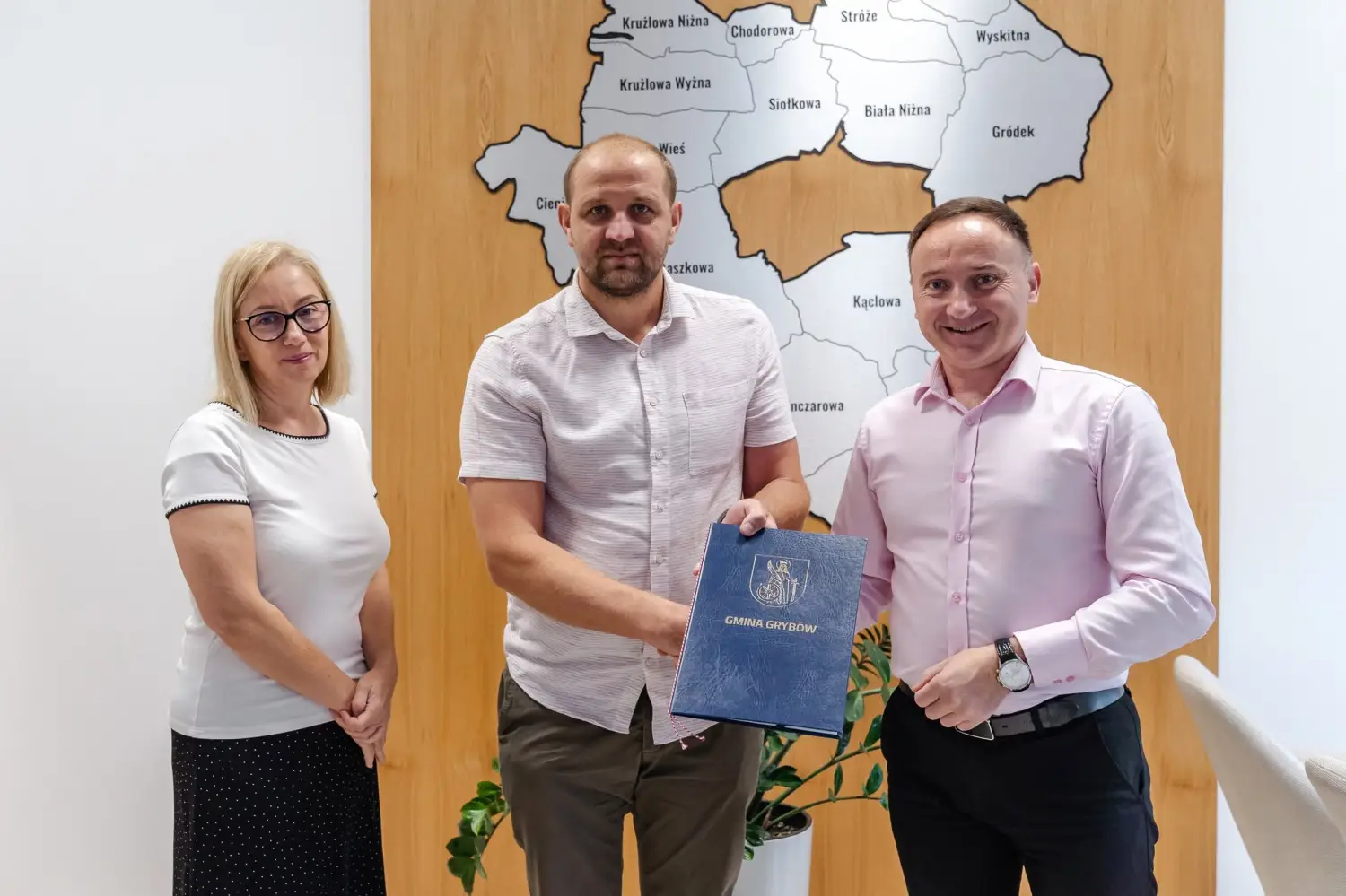 Duża inwestycja w budynku Urzędu Gminy Grybów. Na poddaszu powstanie magazyn OC