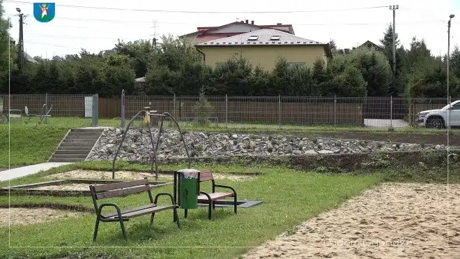Nowy Sącz: Na osiedlu Poręba zakończył się remont placu zabaw