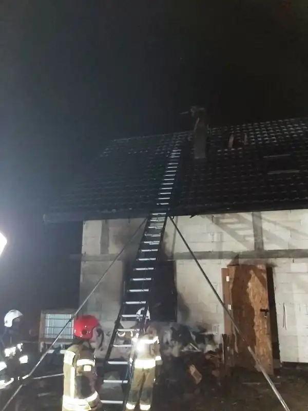 Pożar w Powroźniku. Płonął nowobudowany dom