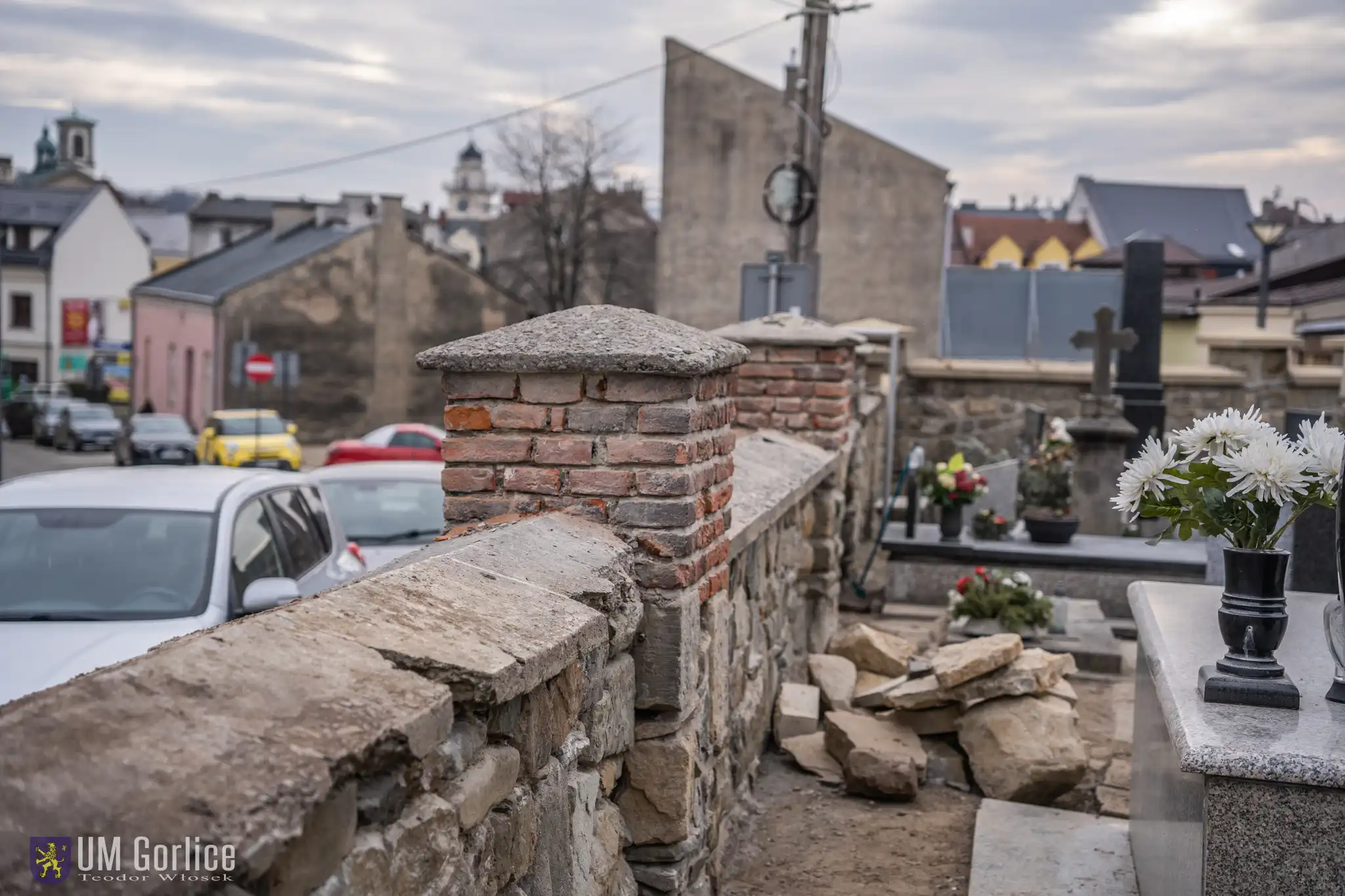 Zabytkowy mur z 1793 roku odzyska pierwotny wygląd