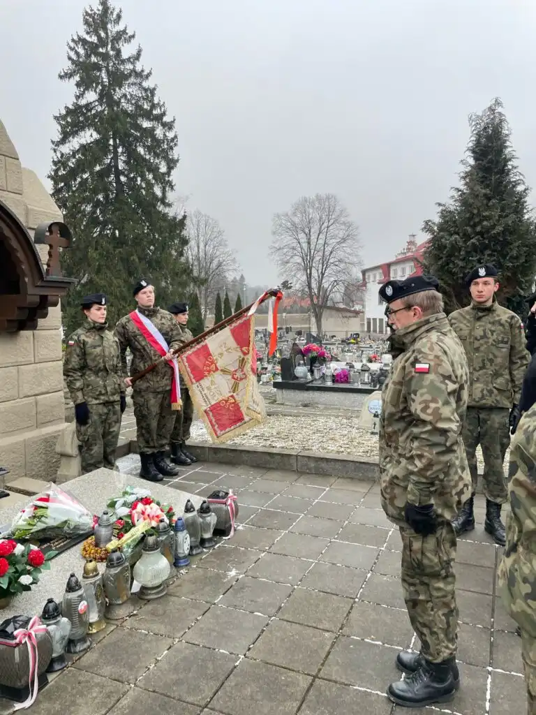 Pamięć o Armii Krajowej. Limanowska młodzież uczciła bohaterów II wojny światowej