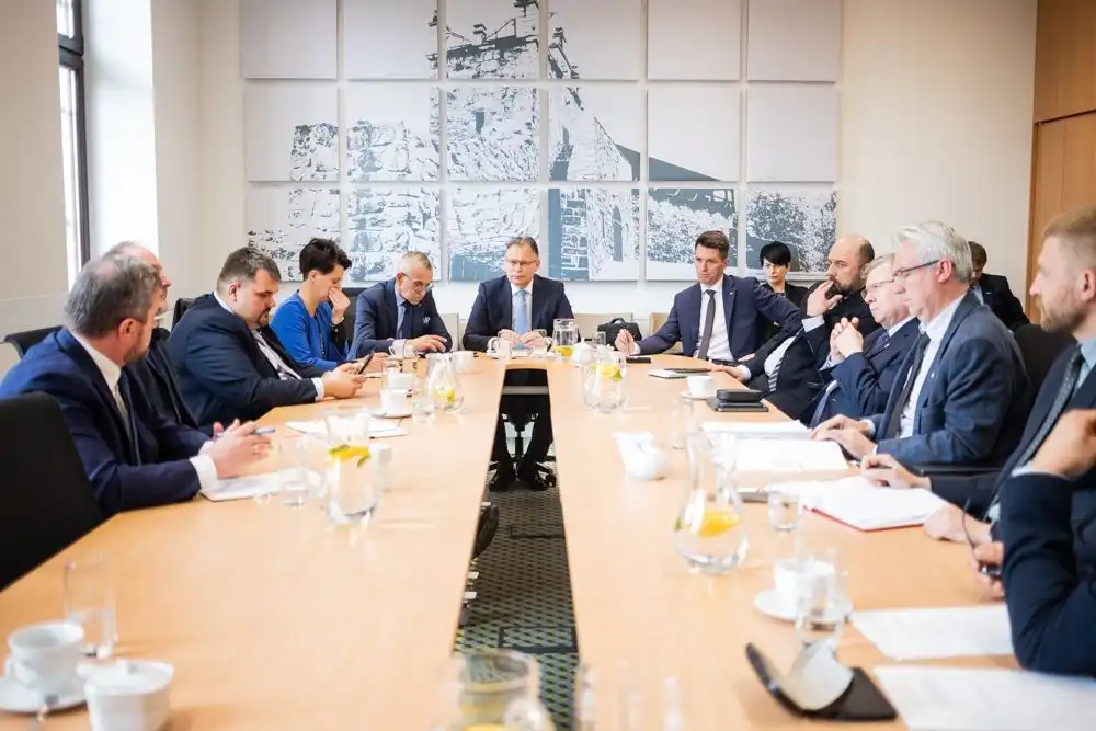 Zielone światło "w tunelu pod Justem"