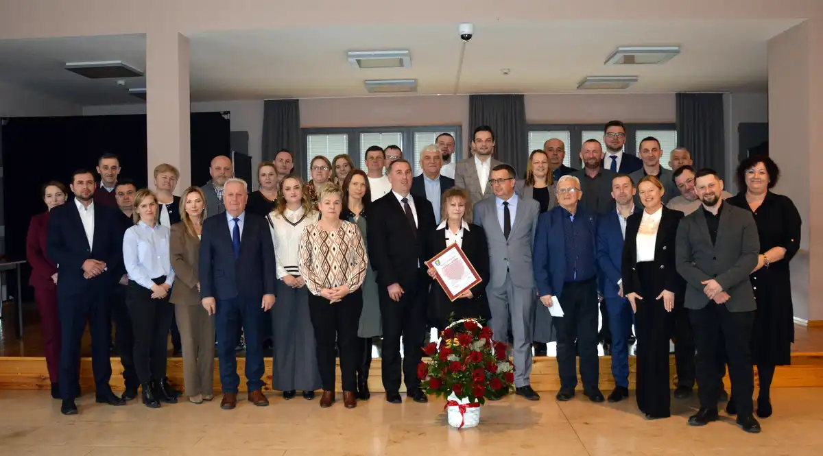 Pożegnanie Pani Kazimiery Sromek. 43 lata pracy na rzecz Gminy Łososina Dolna