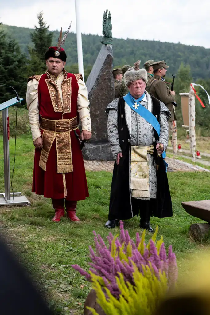 Na Hali Łabowskiej została odprawiona msza święta w intencji księdza kapelana Władysława Gurgacza i Żołnierzy  PPAN