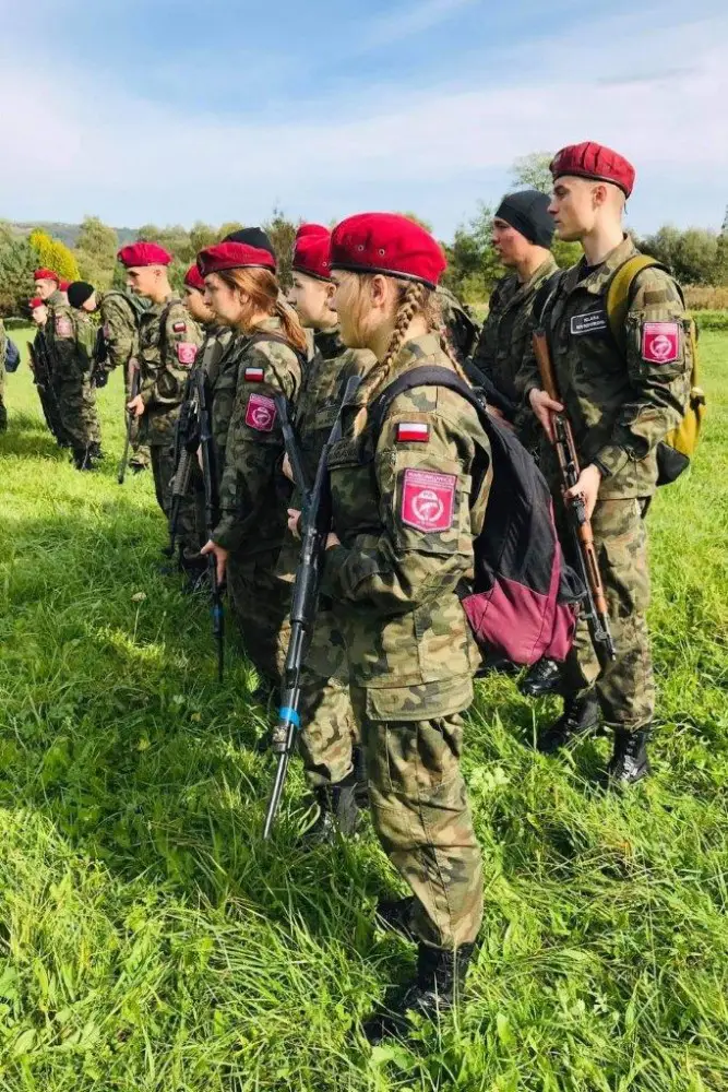 Zespół Szkół w Marcinkowicach kształci przyszłych żołnierzy