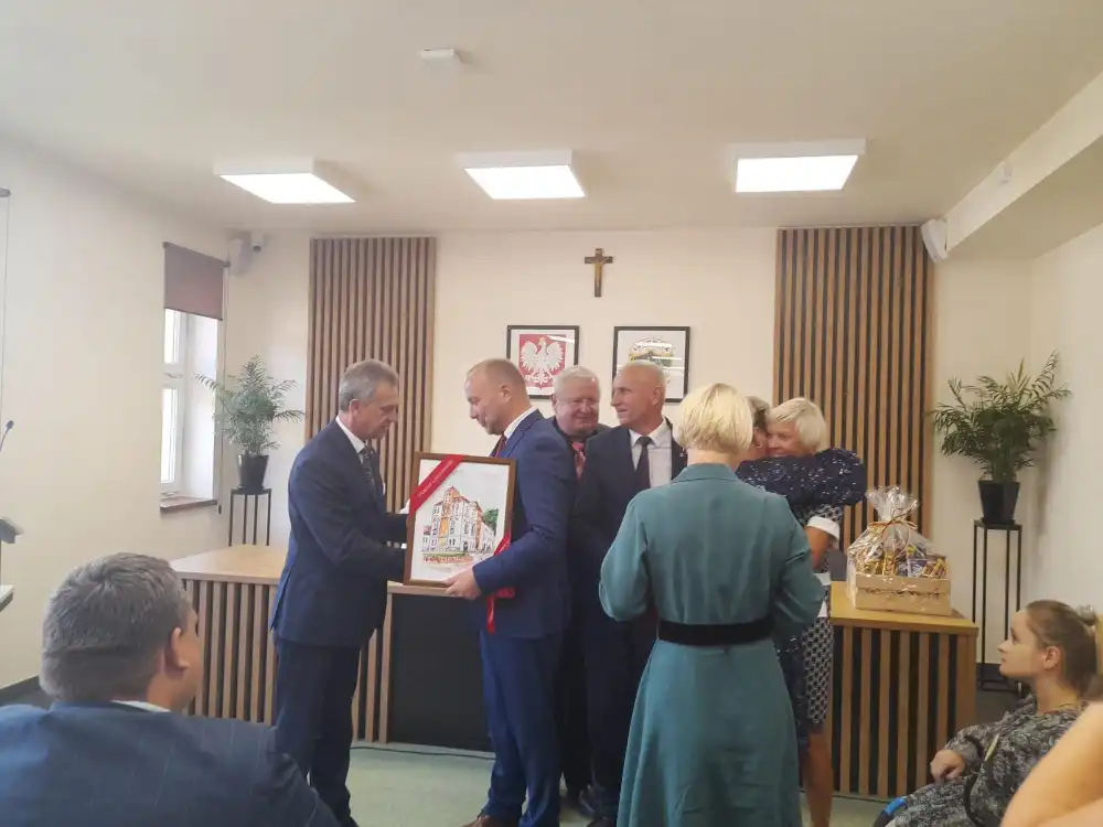 Nowy budynek Urzędu Gminy Łukowica i Zakładu Aktywności Zawodowej „Promyk” uroczyście otwarty