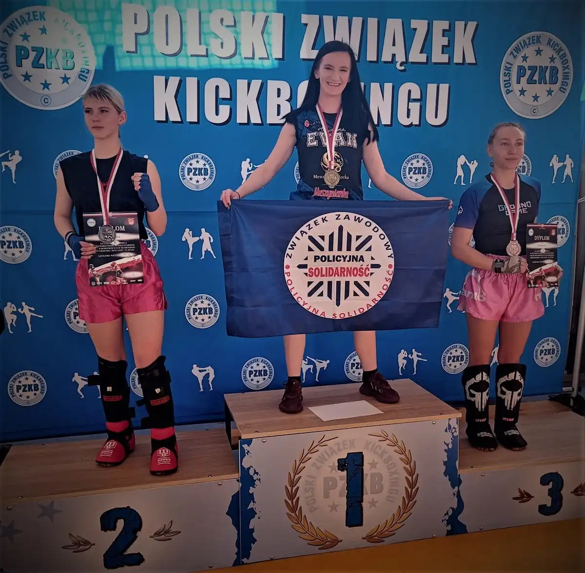 Sukces Policjantów z Limanowej w Pucharze Polski Wojska Polskiego i Służb Mundurowych w Kickboxingu