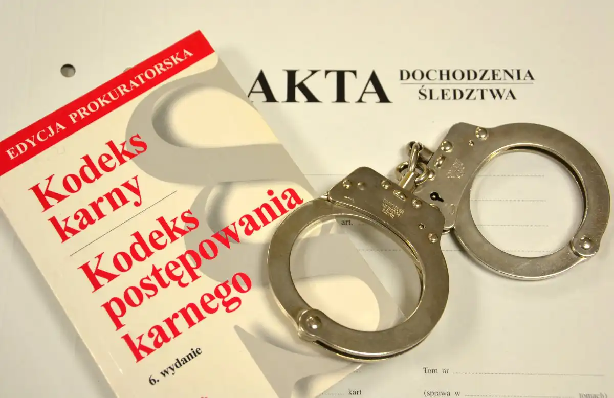 Pobili i okradli starszego mężczyznę. Młodzi sprawcy rozboju zatrzymani