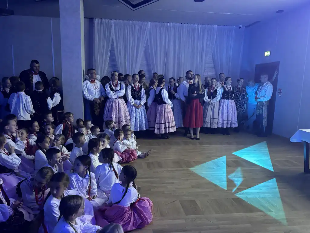 Symboliczne spotkanie. Piątkowioki zasiadają w miejscach wójtów i radnych