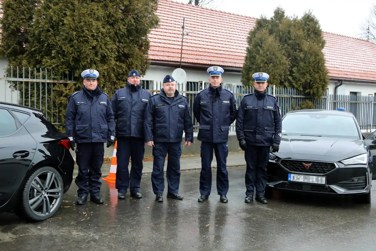Policjanci grupy SPEED otrzymali dwa nowoczesne radiowozy. Jeden z nich trafi do nowosądeckiej drogówki