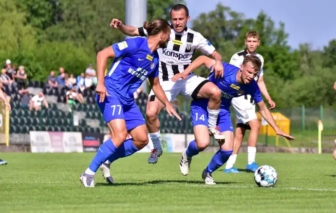Sandecja wygrywa z Puszczą Niepołomice