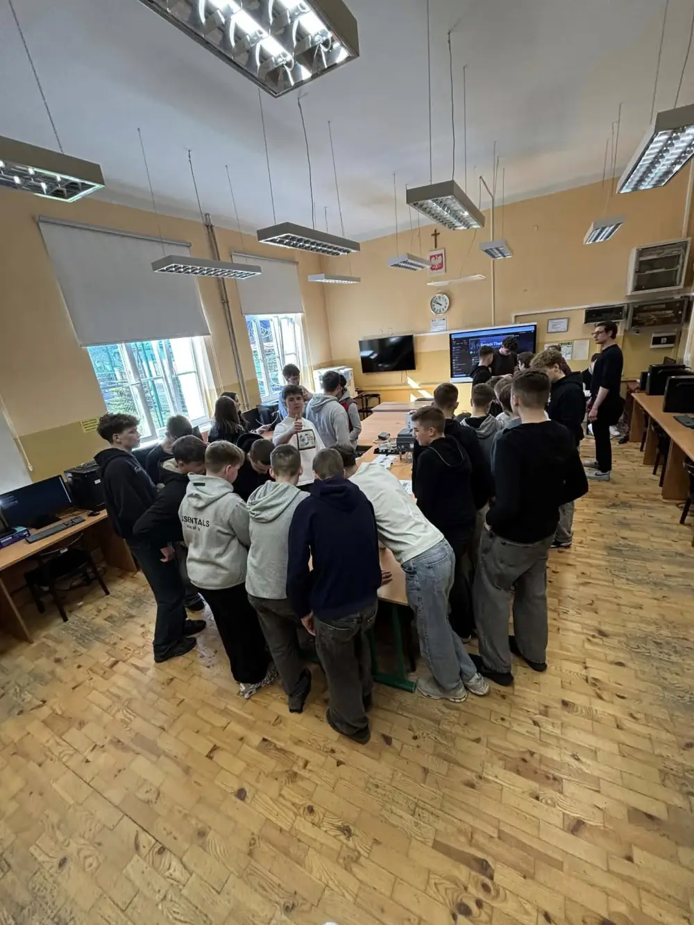 Tłumy ósmoklasistów w „Tischnerze”. Szkoła pokazała swoją ofertę