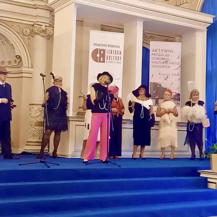Aktywni Seniorzy Krynicy-Zdroju zachwycają artystycznym repertuarem