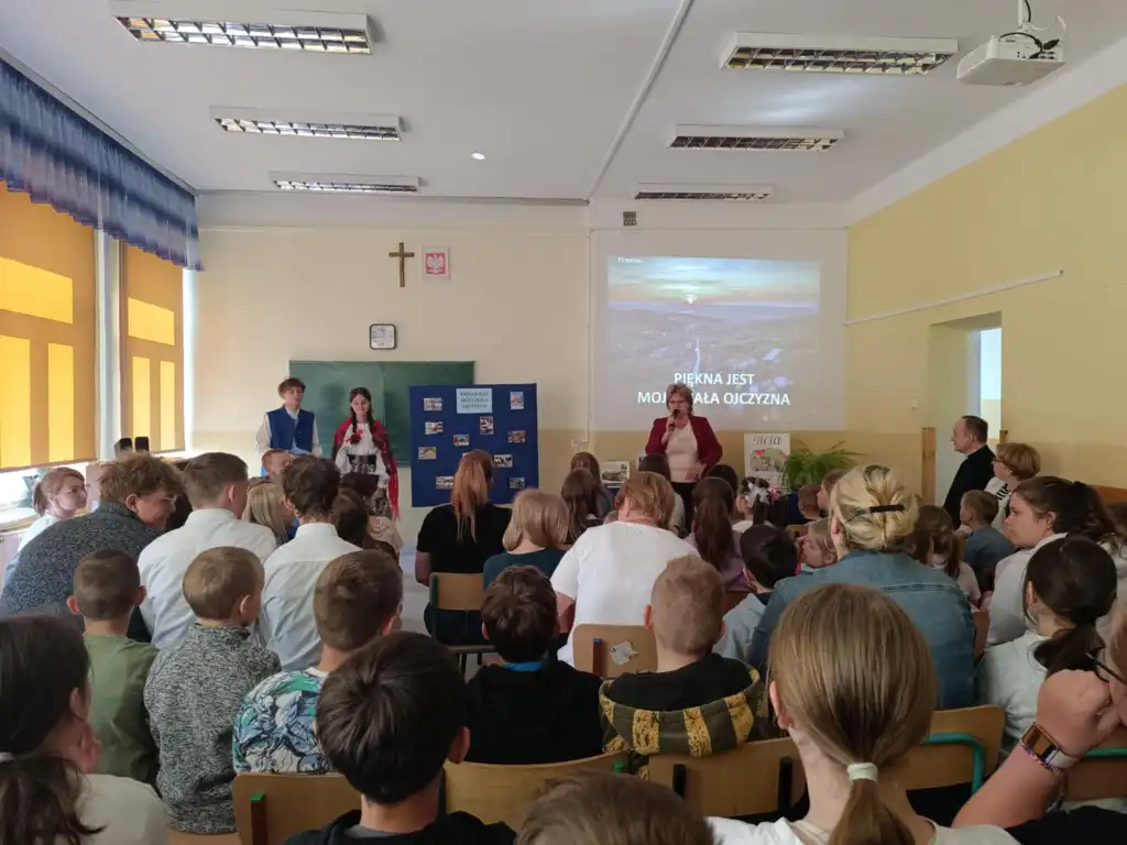 "Piękna jest moja Mała Ojczyzna". Uczniowie Woli Łużańskiej z dumą o swoich korzeniach