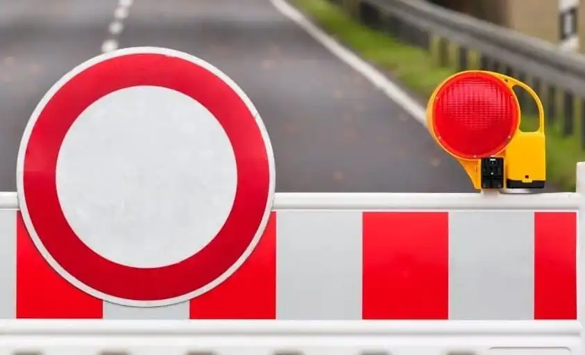 Uwaga kierowcy! Droga powiatowa Paszyn – Mogilno: prace asfaltowe i objazdy od 7 października