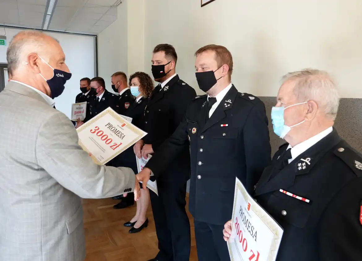 Powiat nowosądecki: 155 tys. złotych dla strażaków ochotników