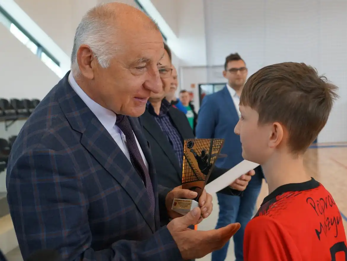 Młodzi piłkarze walczyli o Puchar Starosty Nowosądeckiego