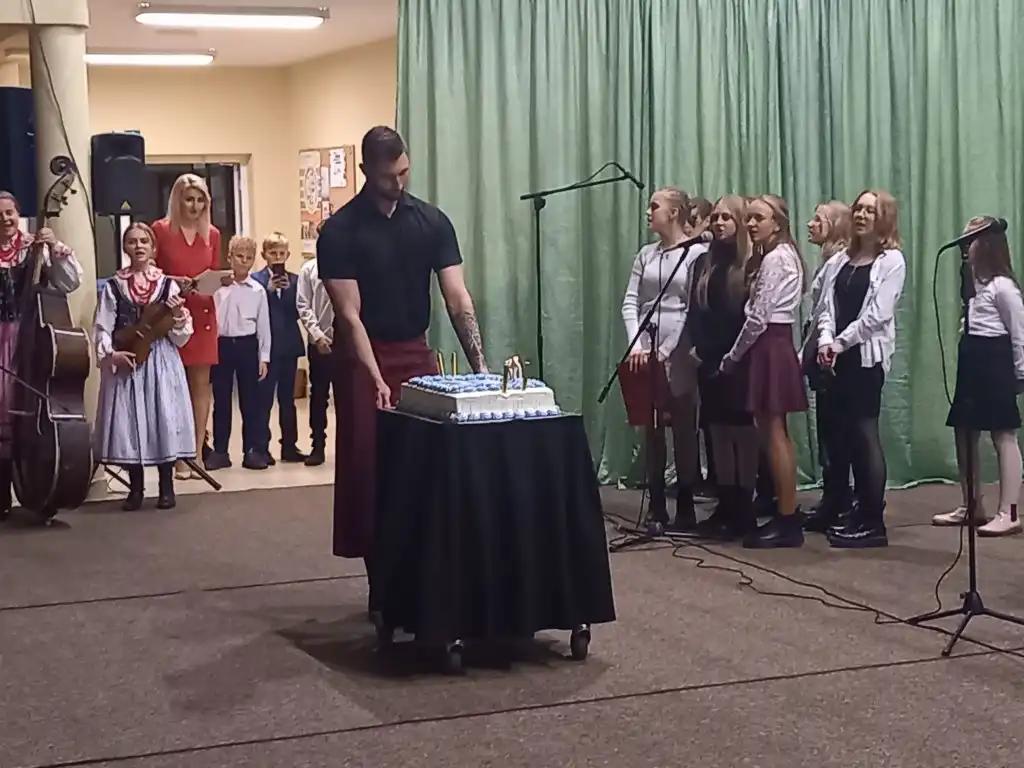 Jubileusz Szkoły Podstawowej im. 1 Pułku Strzelców Podhalańskich Armii Krajowej w Gaboniu
