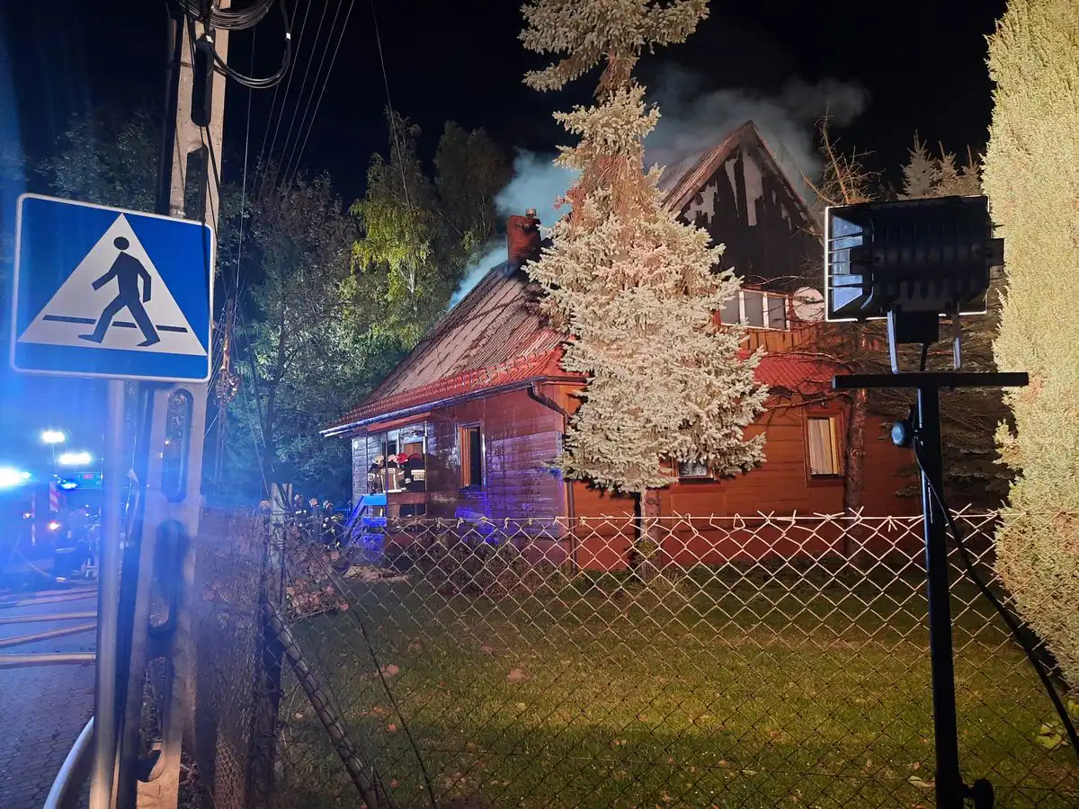 Nocny pożar w Barcicach. W akcji 8 zastępów straży