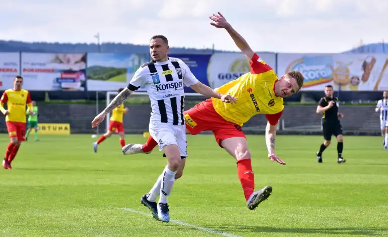 Kolejne z rzędu zwycięstwo drużyny Sandecji. 2:1 w meczu z Koroną Kielce