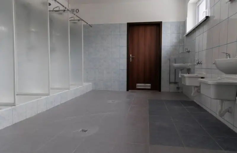 Dobiega końca modernizacja sali gimnastycznej przy SP w Koniuszowej