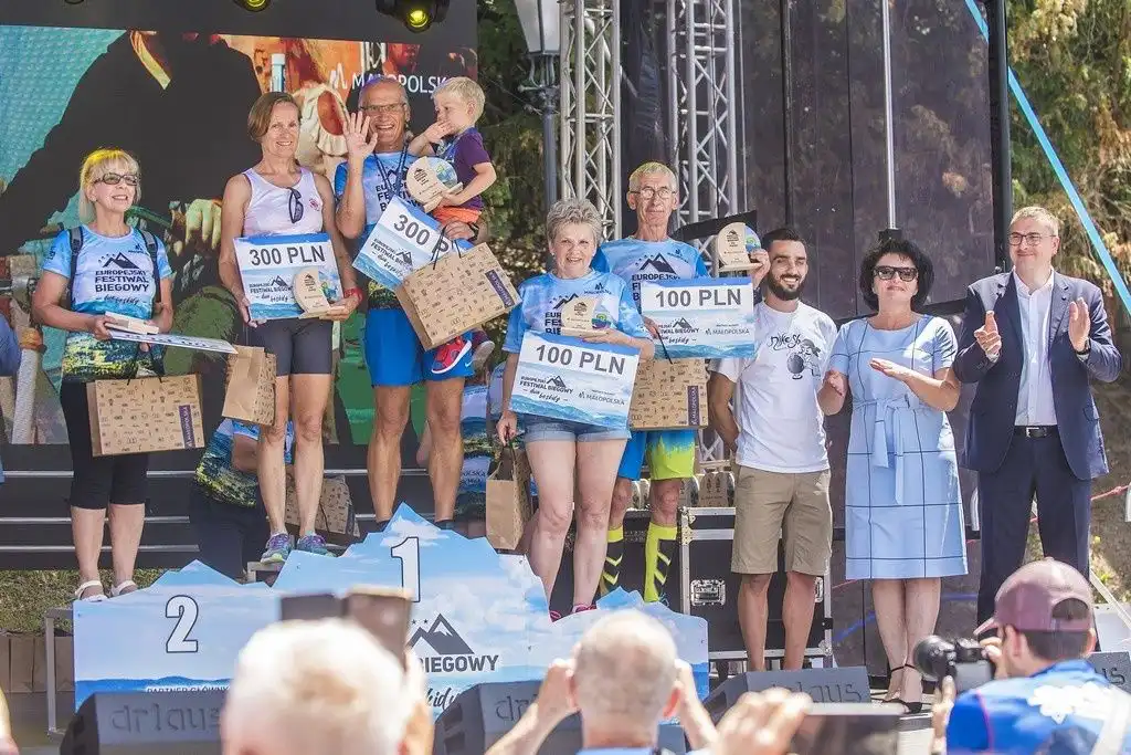 Zwycięzcy Krynickiej Setki i Małopolskiej Rekordowej Dychy nagrodzeni