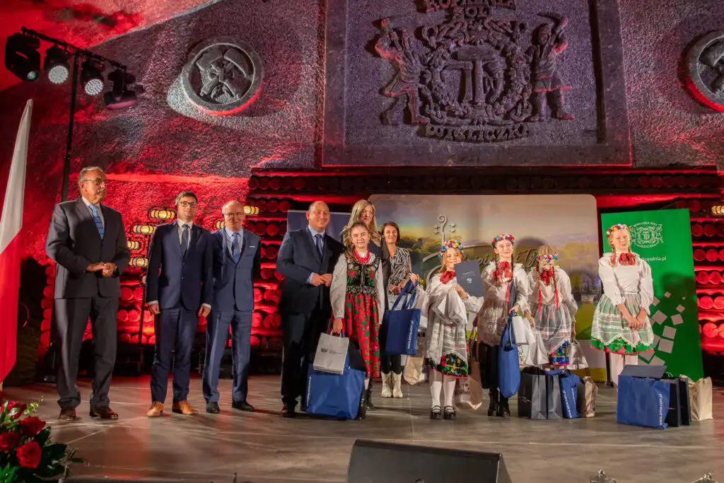Młoda artystka z Siekierczyny triumfuje w Konkursie Niepodległej