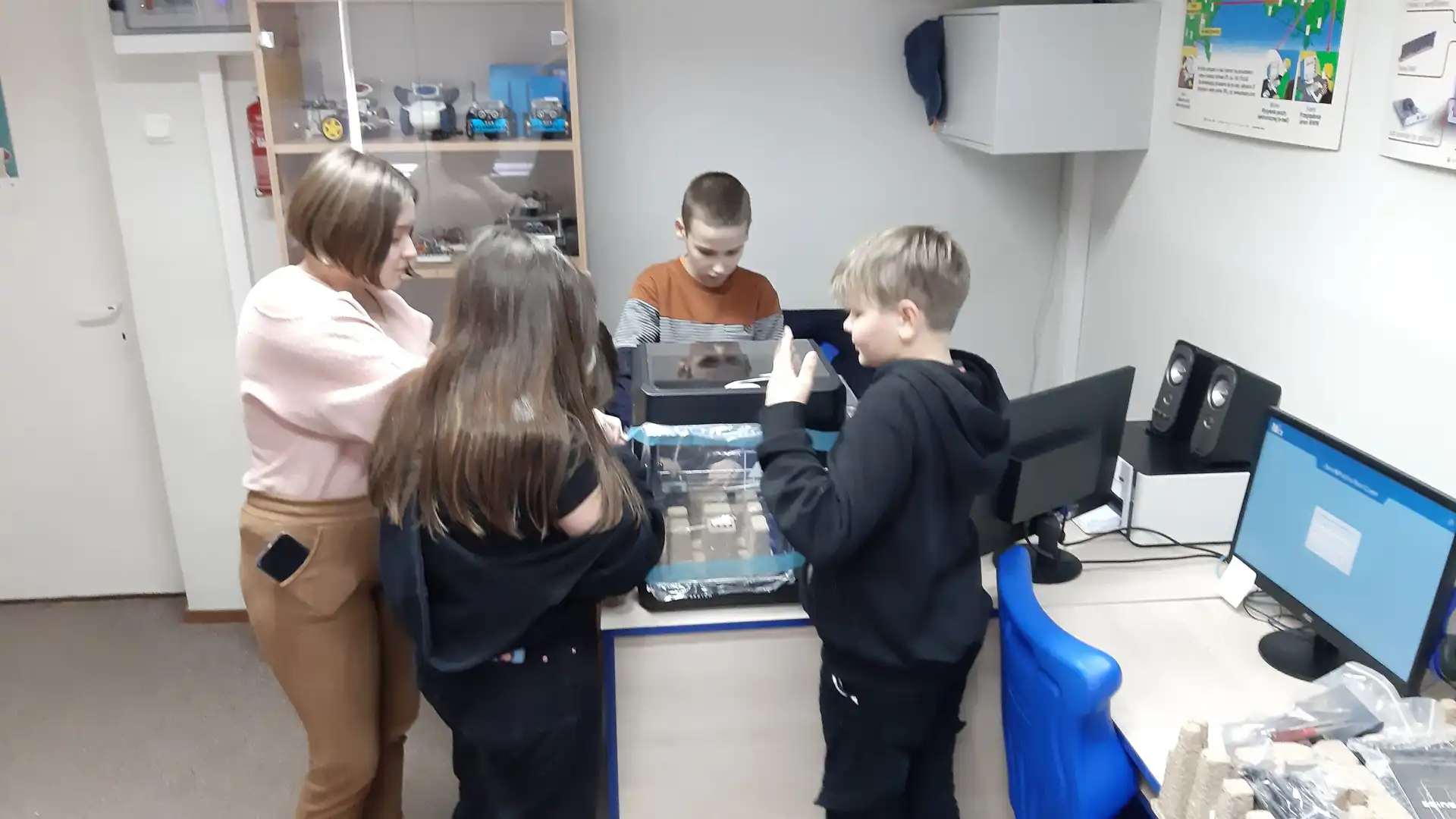 Uczniowie SP Krasne Potockie drukują w 3D