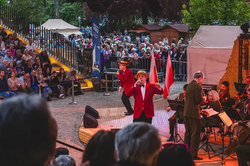 Wiwat Maj! Koncert na 234. rocznicę Konstytucji 3 Maja otworzył sezon w Krynicy-Zdroju