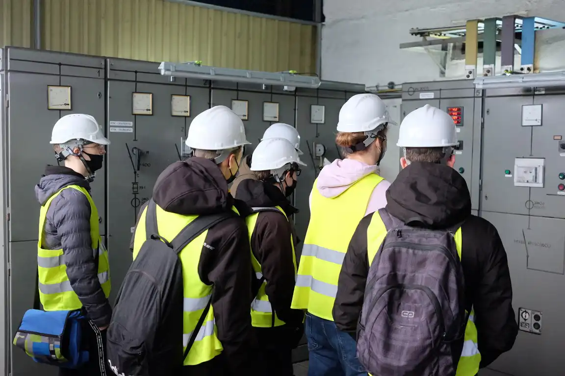 Uczniowie sądeckiego "Elektryka" odwiedzili MPEC