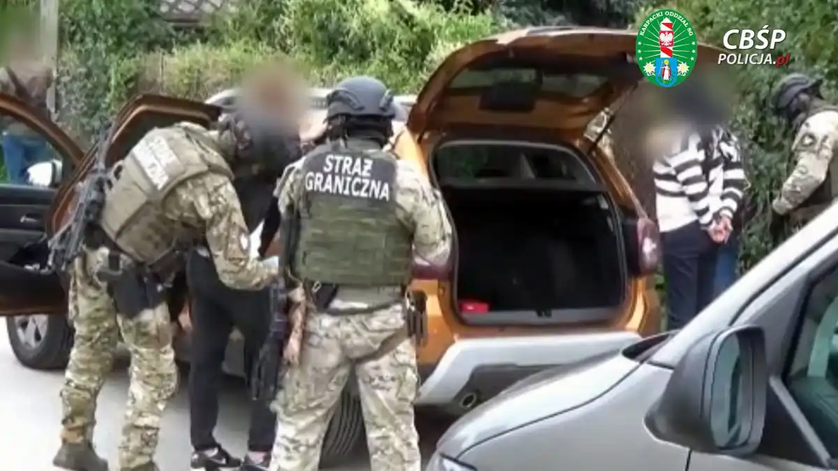 Funkcjonariusze KaOSG, śląskie CBŚP oraz czescy celnicy rozbili polsko-czeski gang zajmujący się produkcją i sprzedażą metamfetaminy