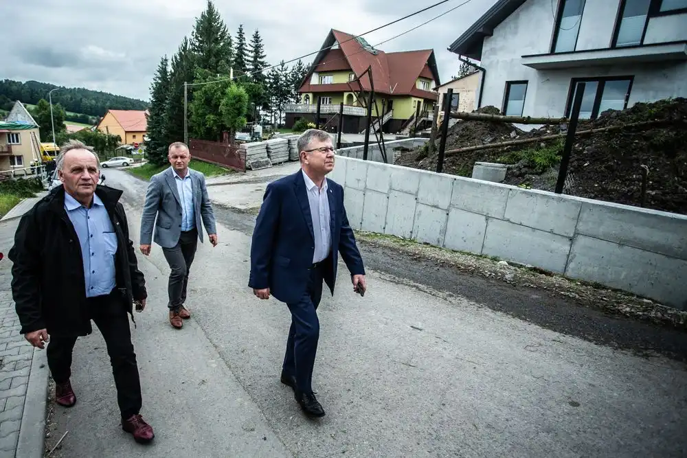Marszałek Małopolski z wizytą w Nowym Sączu, Librantowej i Korzennej