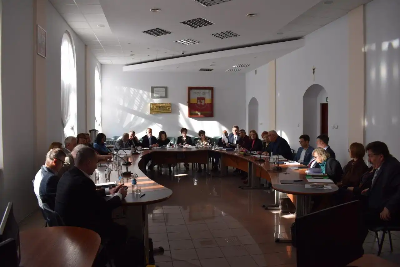 Edukacja w centrum uwagi. Posiedzenie Komisji Edukacji Powiatu Gorlickiego