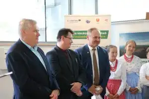 Wędrowali „Śladami Bohaterów” – wernisaż wystawy poprojektowej w PCIT w Limanowej