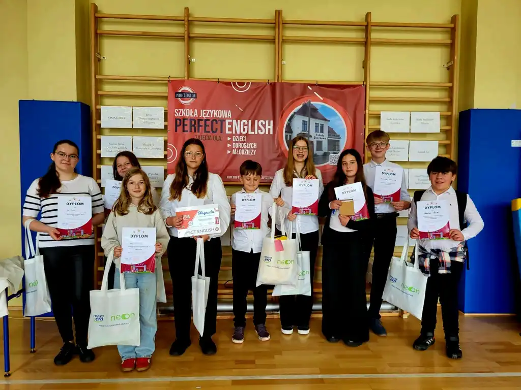 Sukces uczniów i pasja do języka. XVII Gminny Konkurs z Języka Angielskiego w Roztoce