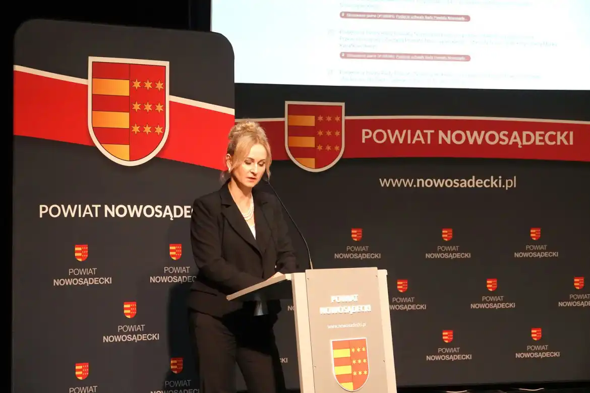 O inwestycjach drogowych na Sesji Rady Powiatu Nowosądeckiego