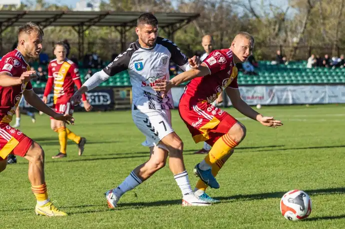 W drugim meczu rundy jesiennej II ligi Sandecja remisuje z Chojniczanką Chojnice