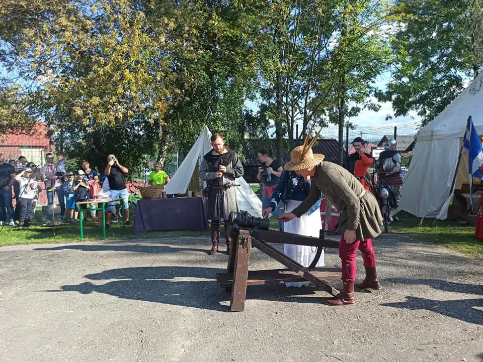 Na terenie Szkoły Podstawowej nr 17 w Nowym Sączu odbył się Piknik z Tradycją
