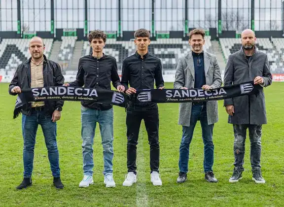 Dwaj wychowankowie Sandecji podpisali pierwsze profesjonalne kontrakty