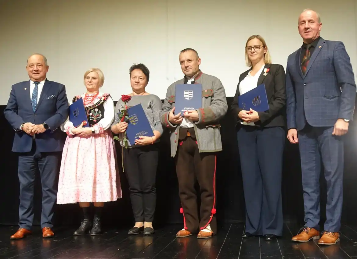 Mistrzowie i uczniowie. Szkółki Ginących Zawodów świętują 25-lecie