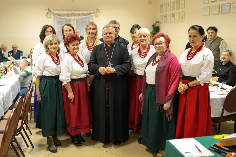 Krzyż jako międzypokoleniowy pomost. Jubileusz w Bałażówce
